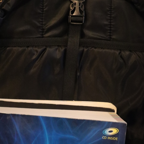 NWT Trendy Design Stylish Multiple Zippered Bag Laptop Backpack, Size XL, Unisex - Picture 5 of 8